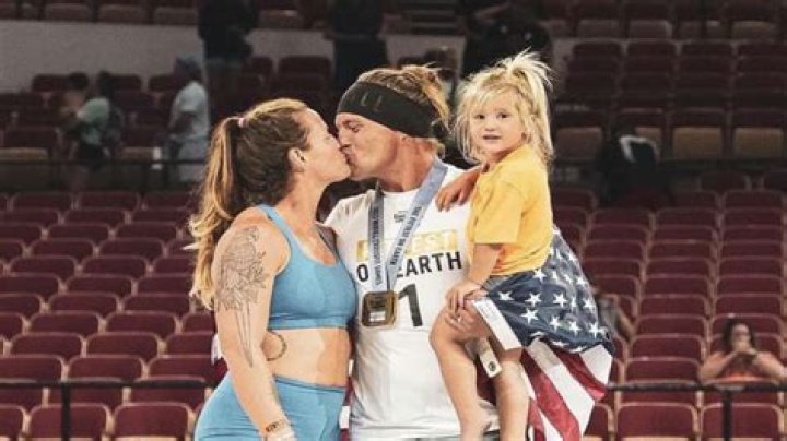 Sam Dancer Announces Return To Individual CrossFit After Retiring From