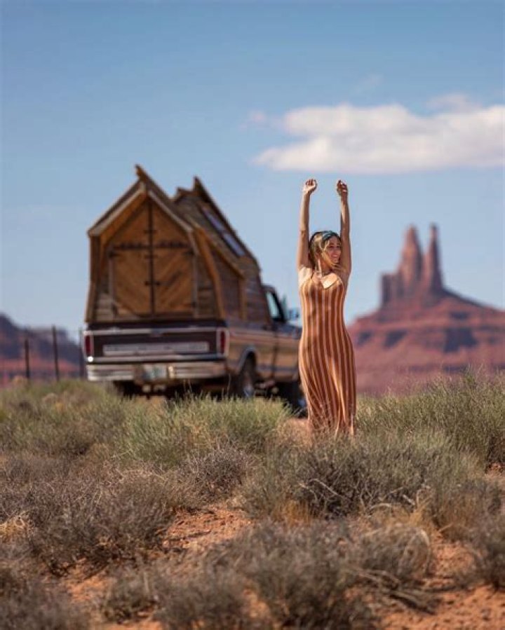 SARA JEAN UNDERWOOD Instagram Pictures, March 2019 HawtCelebs