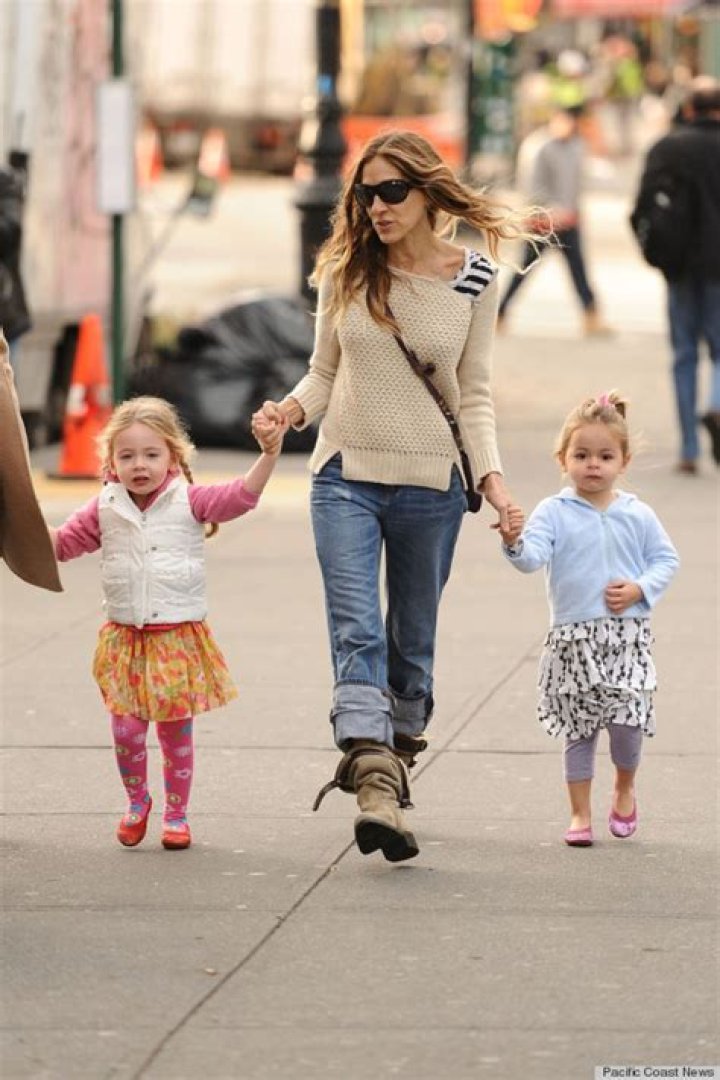 Sarah Jessica Parker&rsquo;s Twins Marion & Tabitha Get Glam for Hocus Pocus