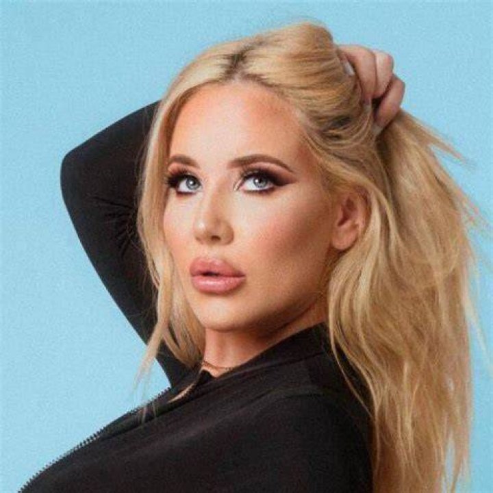 Savannah Bond Wiki, Age, Height, Networth, Birthday, Boyfriend BIOGRAPHEY