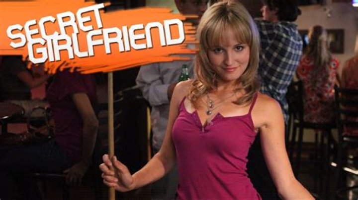 Secret Girlfriend (2009)