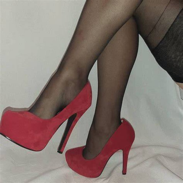 sexylegsexypose sexyboom sexyteens sexyvideos sexybabes 