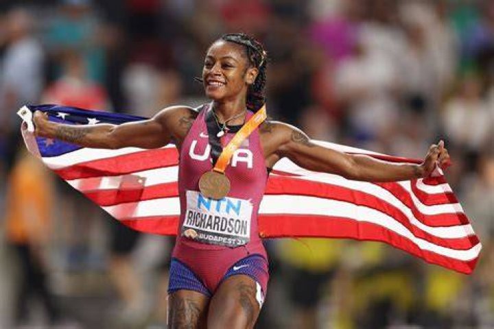 Sha&rsquo;Carri Richardson May Have Won The 200m, but Her Pink Outfit