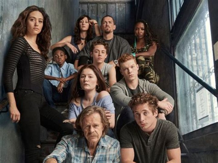 Shameless' Jeremy Allen White Shows Off Buff Body While On A Shirtless