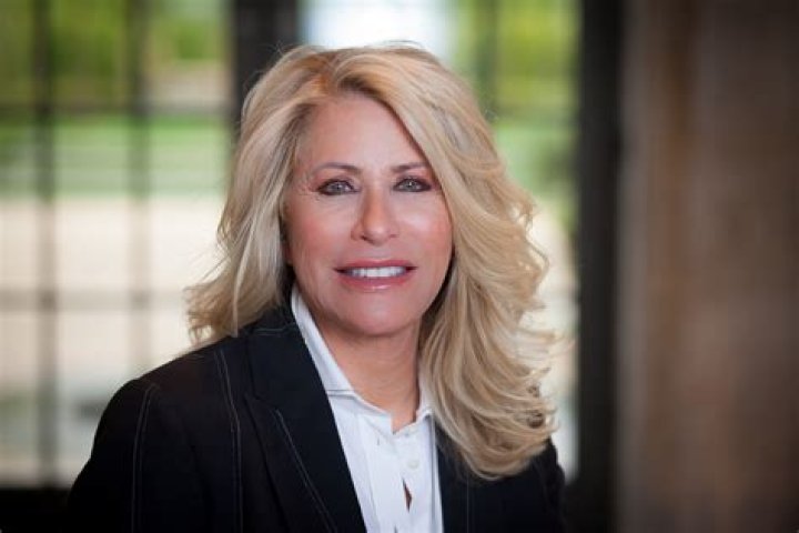Sheri Kersch Schultz, cofounder and chair — Schultz Family Foundation