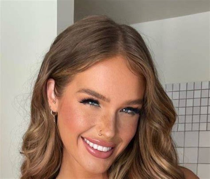 Ski Bri Wiki, Biography, Height, Weight, Age, Bikini Photos