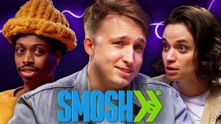 Smosh Angela giarratana, Shayne topp, Olivia sui, Damien Haas, tommy