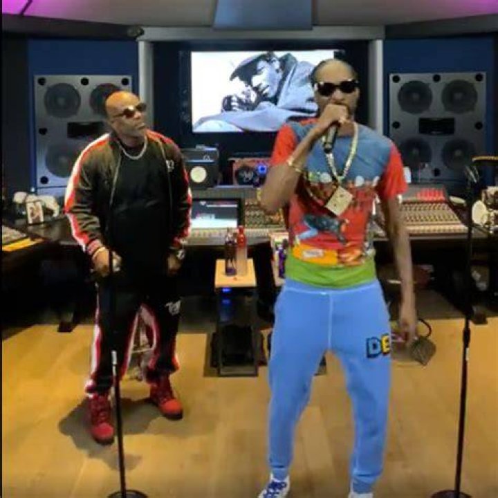 Snoop Dogg and DMX To Face Off in Verzuz Rap 'Battle of the Dogs' Maxim