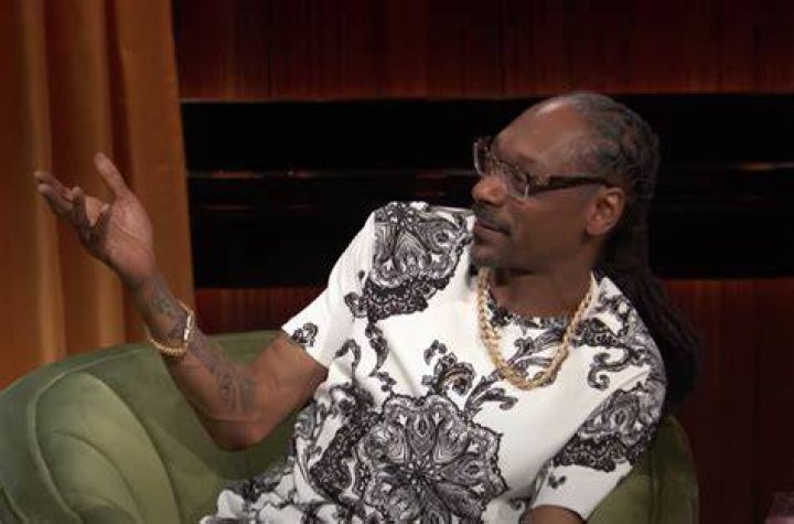 Snoop Dogg Laughs at Dumb Crooks in &lsquo;So Dumb It&rsquo;s Criminal&rsquo; Trailer