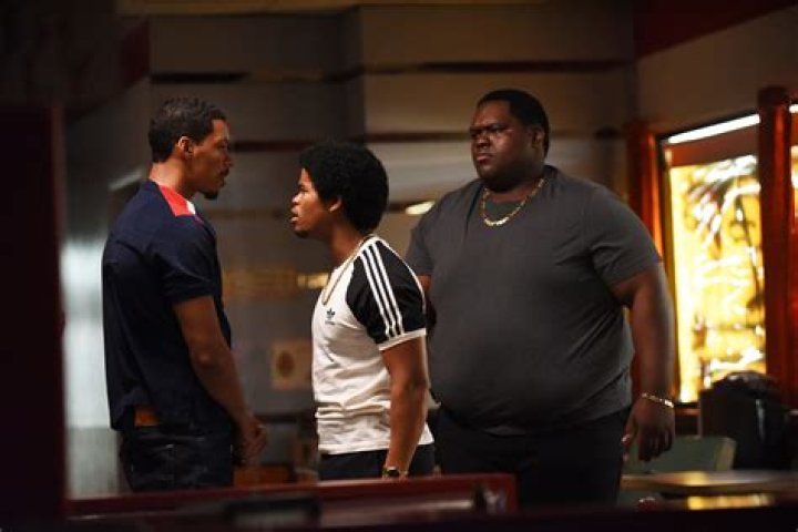 Snowfall 4x5 khadijah kills Fatback and punctures him completely