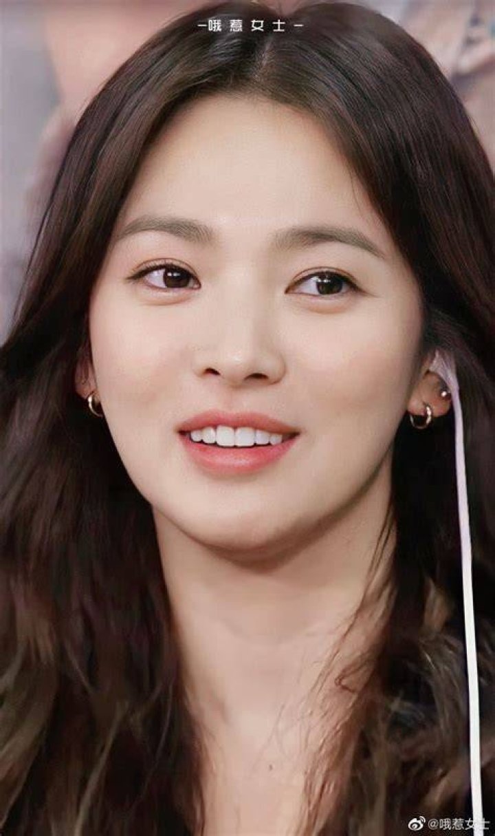 Song Hye Kyo (송혜교) With Her New Boyfriend YouTube