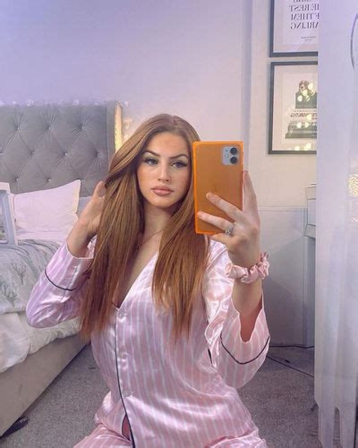 Sophie Aspin (Youtuber) Wikipedia, Bio, Age, Height, Weight, Boyfriend