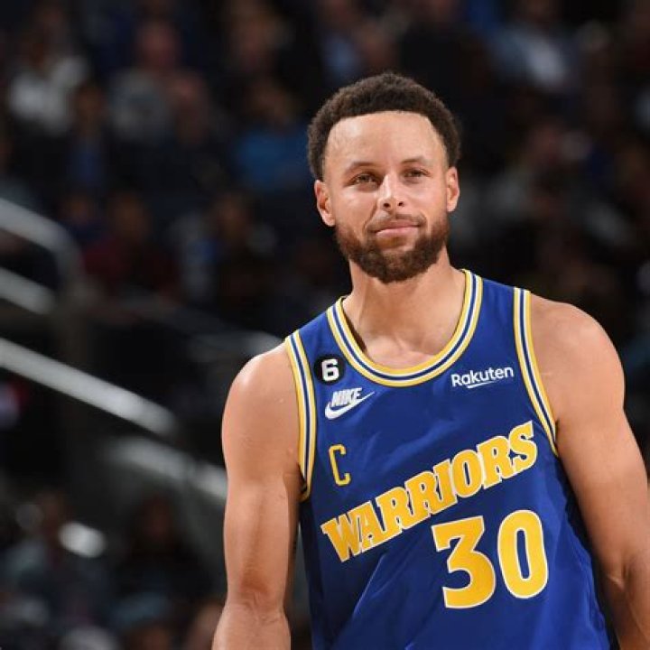 Steph Curry's Dad, Dell, Has ReMarried After Divorcing Sonya