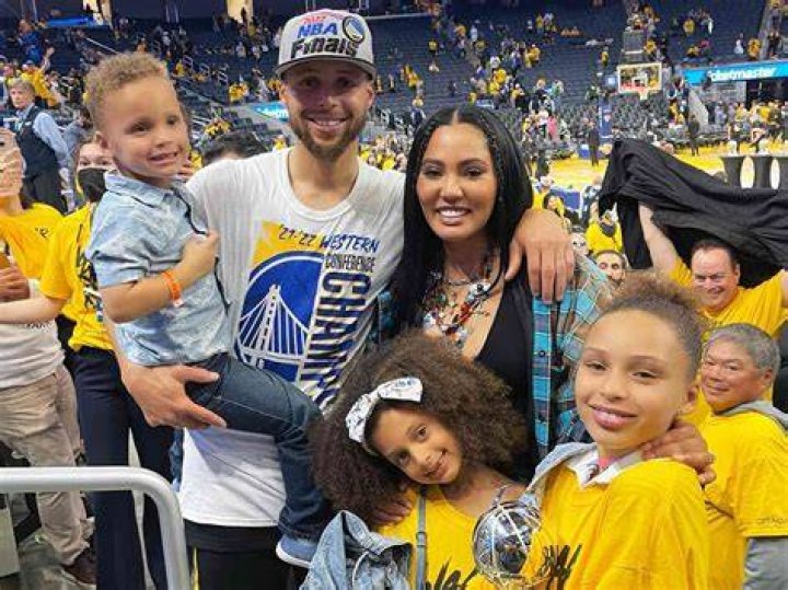 Stephen Curry Stats, Kids & Brother Biography