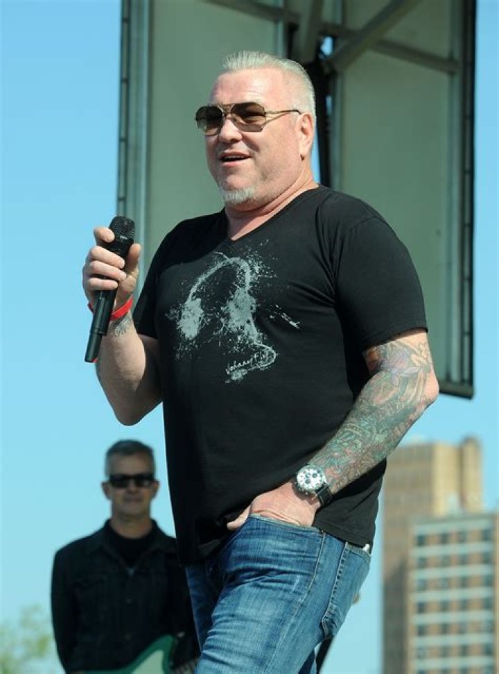 Steve Harwell Cause of Death Smash Mouth Dies Peacefully at Home a day