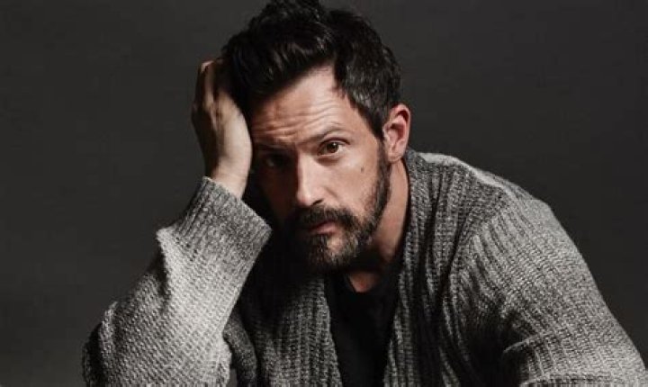 Steve Kazee Bio, Wiki, Net Worth, Dating, Girlfriend, Age, Height