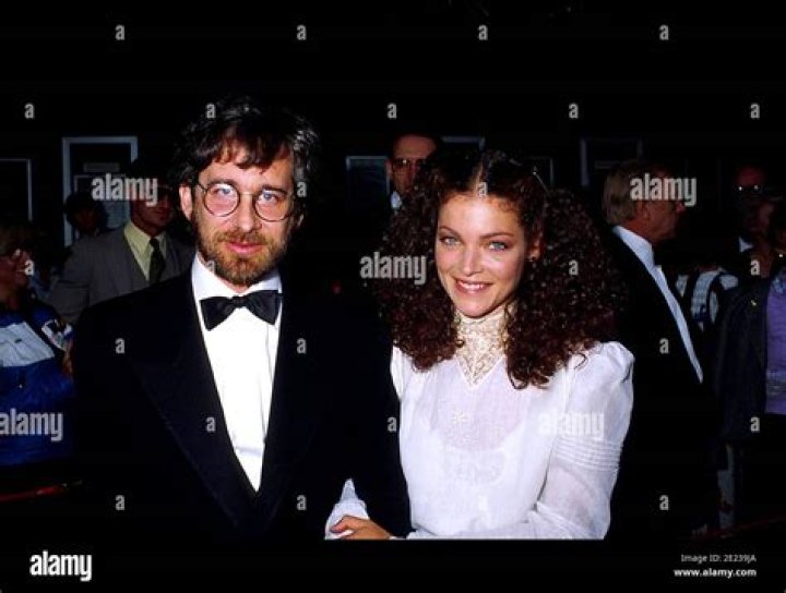 STEVEN SPIELBERG Amy Irving 1984.Credit Ralph Dominguez/MediaPunch