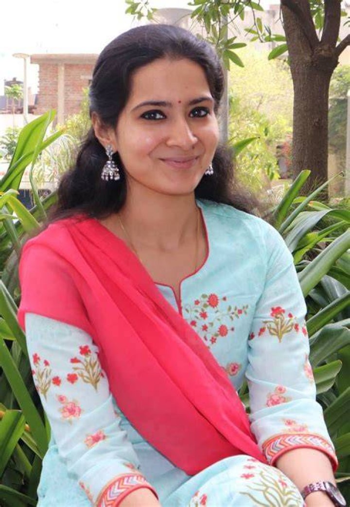 subha shree Medium