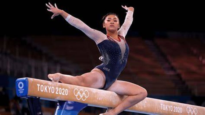 Suni Lee joins exclusive club of American Olympic allaround champions