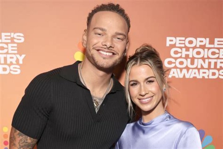 Surprise! Kane Brown And Wife Katelyn Daughter Kodi Jane B104