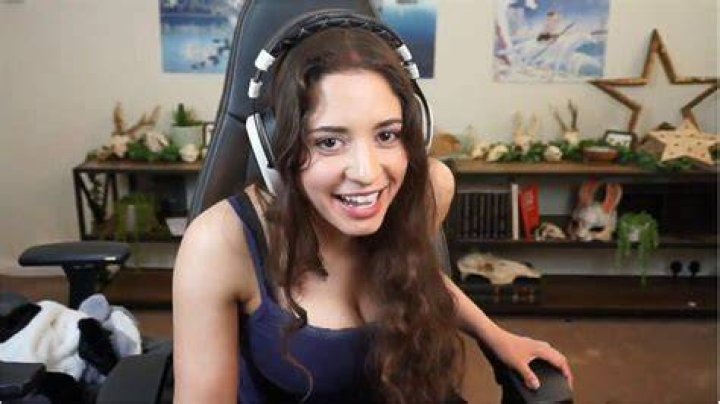 Sweet Anita Tourette's Twitch star