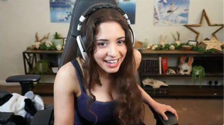 Sweet Anita Twitch Tourettes