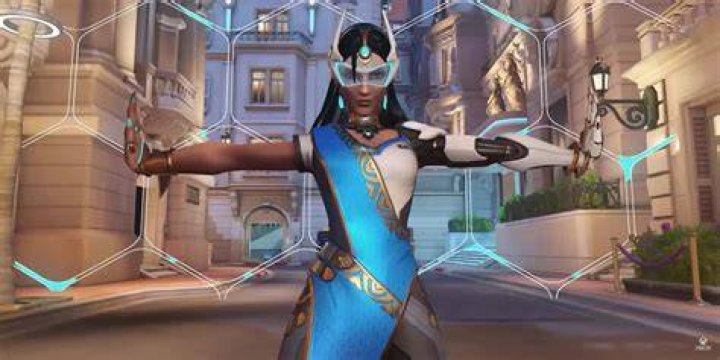 Symmetra controls the light.