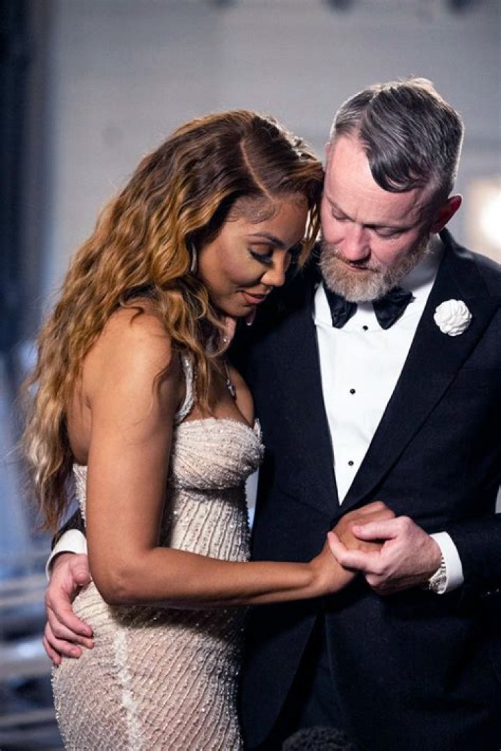 Tamar Braxton engaged to 'Queens Court' finalist Jeremy 'JR' Robinson