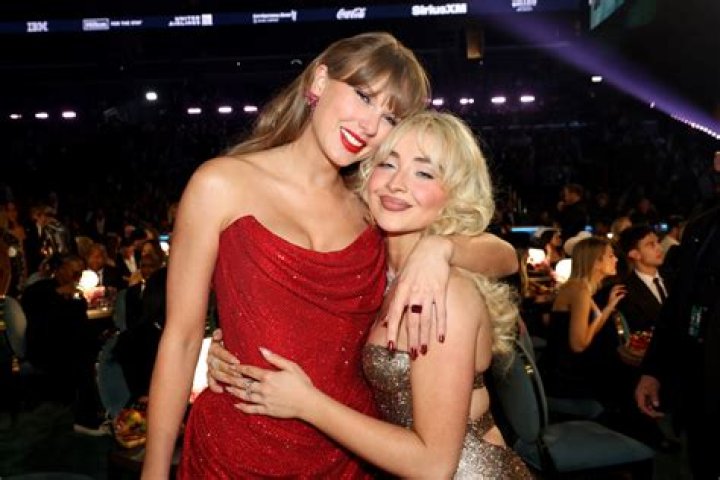 Taylor Swift and Sabrina Carpenter's height difference overshadows