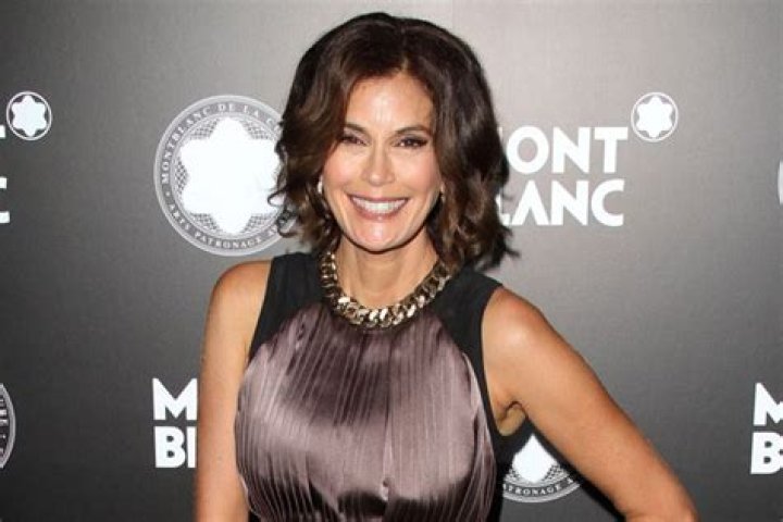 Teri Hatcher Wants a Desperate Housewives Reboot