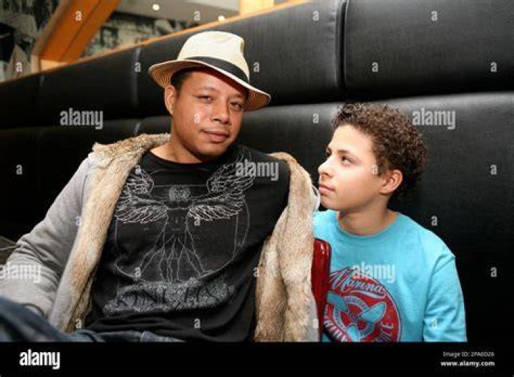 Terrence Howard introduces snoozing son Qirin Love Los Angeles Times