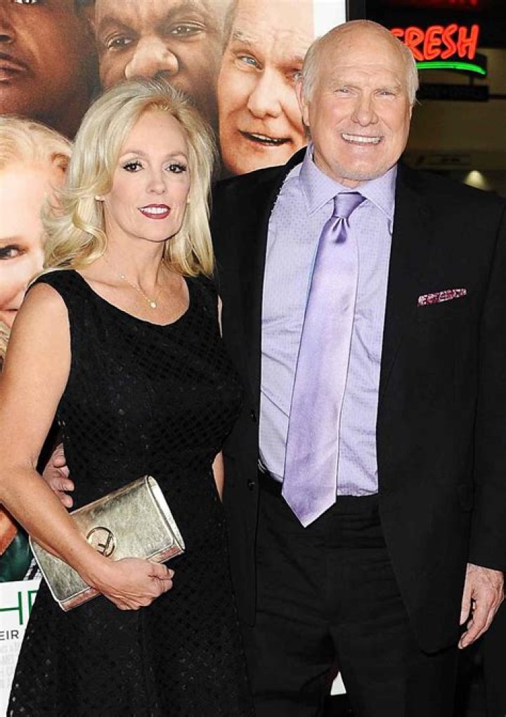 Terry Bradshaw Waited to Share Cancer Diagnosis Because He 'Didn't Want