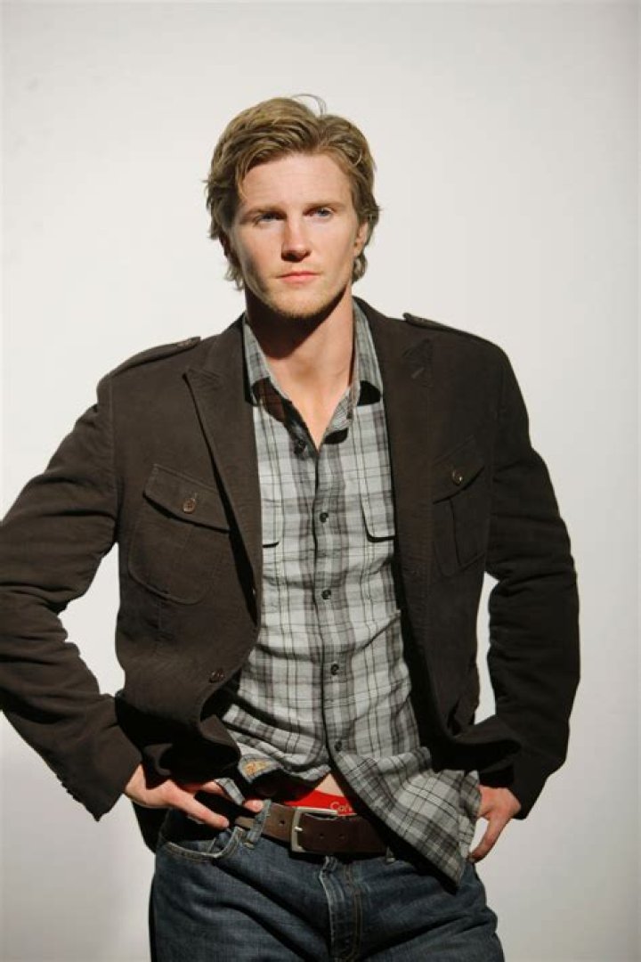 Thad Luckinbill Returning To Y&R Fame10