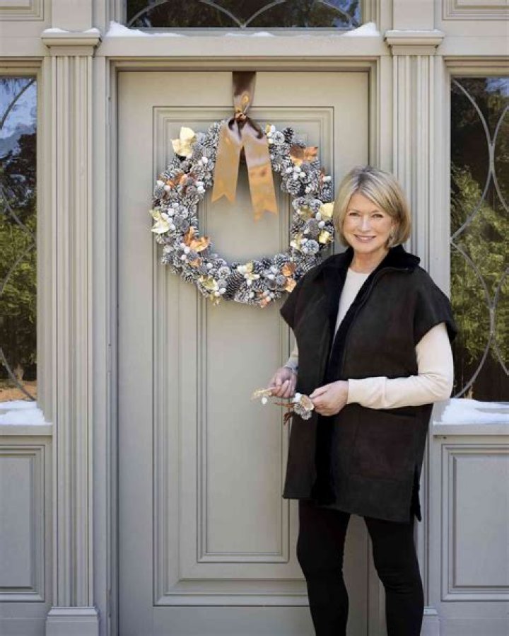 the handmade wreaths. Now Martha Stewart hangs with Snoop Dogg