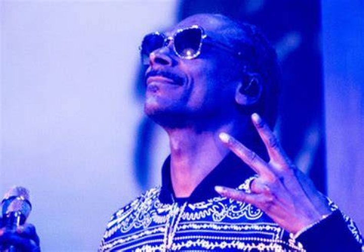 The REAL Story Behind Snoop Dogg's 1993 Murder Charge iHeart