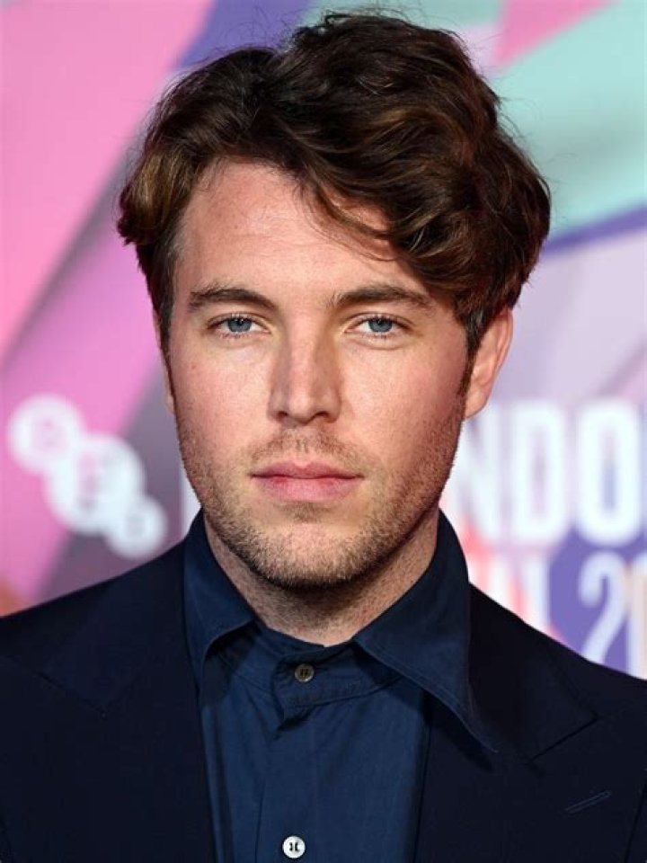 Tom Hughes Movies, Bio and Lists on MUBI