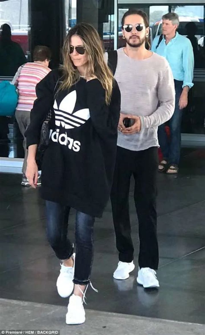 Tom Kaulitz Dating Status, Girlfriend, Wedding, Engaged, Married