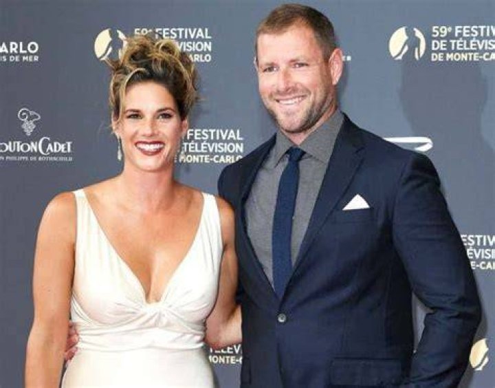 Tom Oakley Age, Biography (Missy Peregrym&rsquo;s Husband) Family & Facts