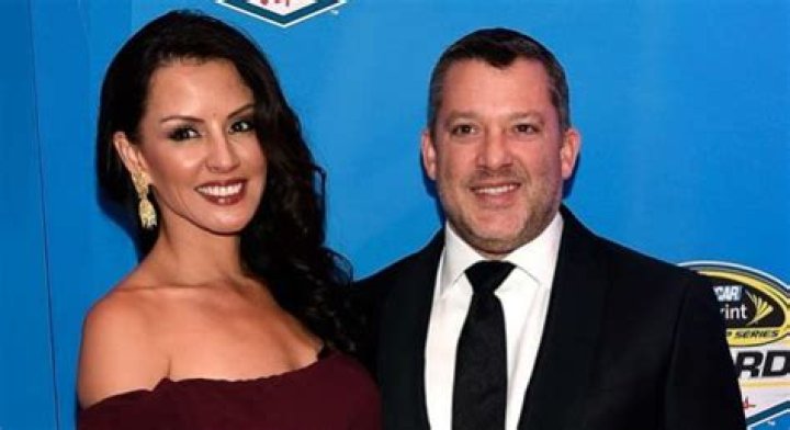 Tony Stewart Bio, Girlfriend, Married, Wife, Daughter, Age, Net Worth