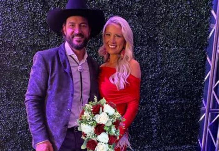 Tony Vitello Wife, Girlfriend, Married, Family, Age, Daughter, Son