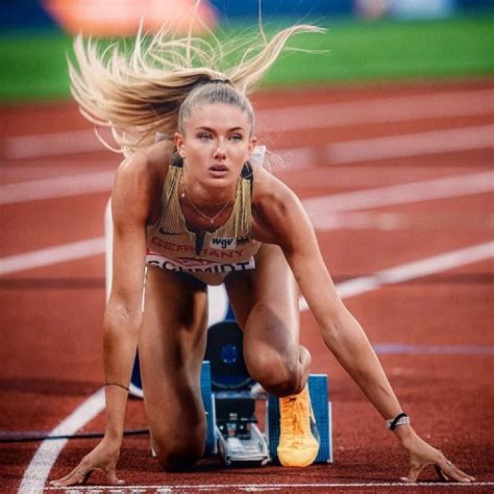 Top 35 Hottest Female Athletes of All Time KnowInsiders