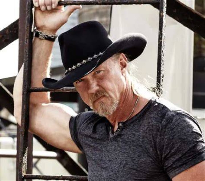 Trace Adkins Net worth, Age Weight, BioWiki, Kids, Wife 2024 The