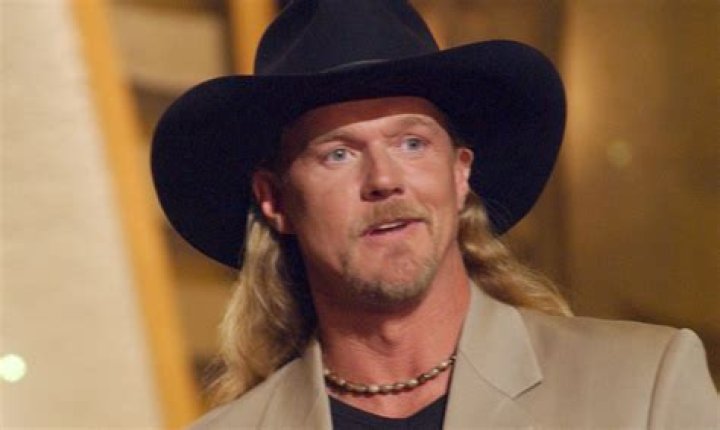 Trace Adkins....oh my!!!!! Trace adkins, Trace adkins songs, Good