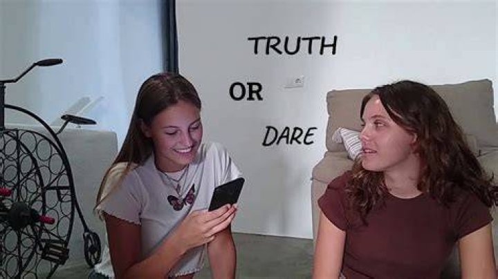 Truth Or Dare!!!!!/ YouTube