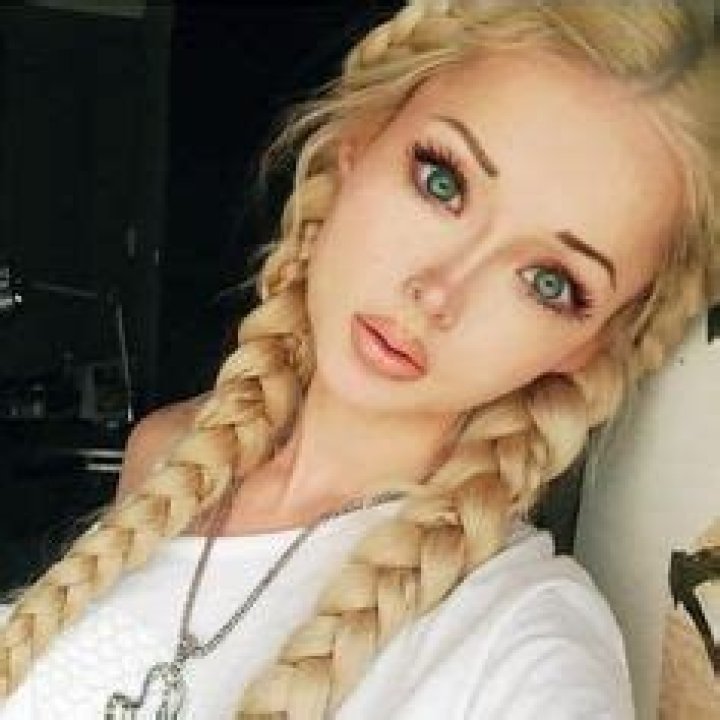 Valeria Lukyanova Bio, Age, Height, Net Worth, Boyfriend, Dating