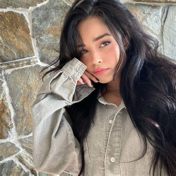Valkyrae-facts