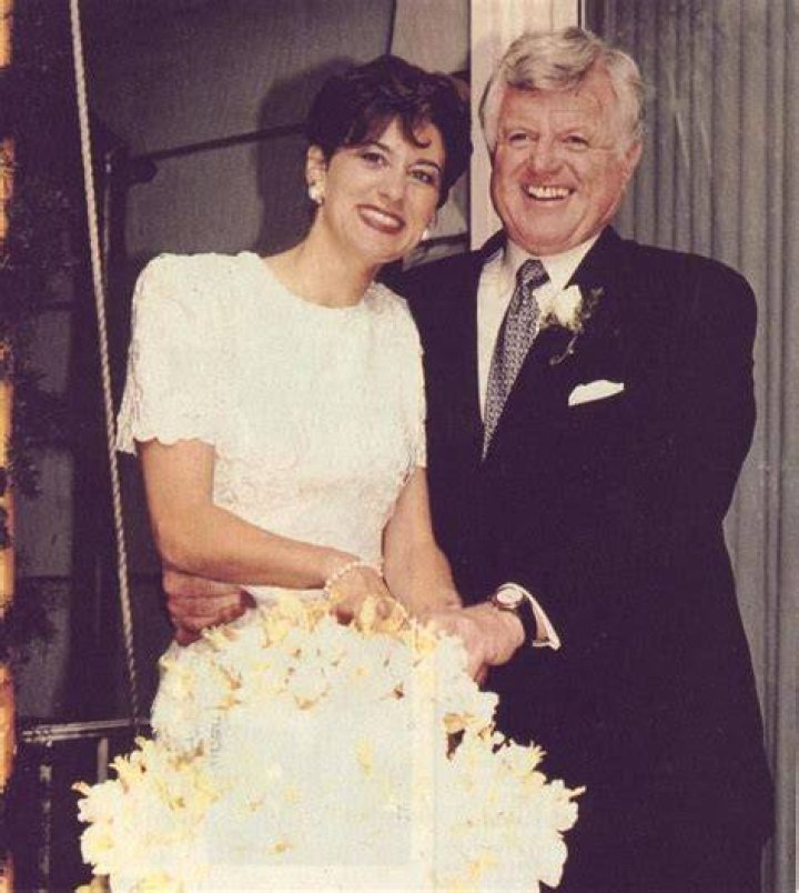 Vicki Kennedy, Ted Kennedy's Wife 5 Fast Facts You Need to Know
