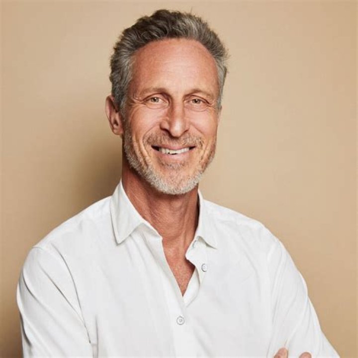 Video Dr. Mark Hyman talks about his new book, &lsquo;Young Forever&rsquo; ABC News