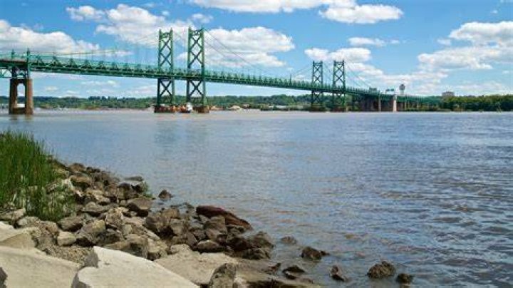 Visit Bettendorf 2022 Travel Guide for Bettendorf, Iowa Expedia
