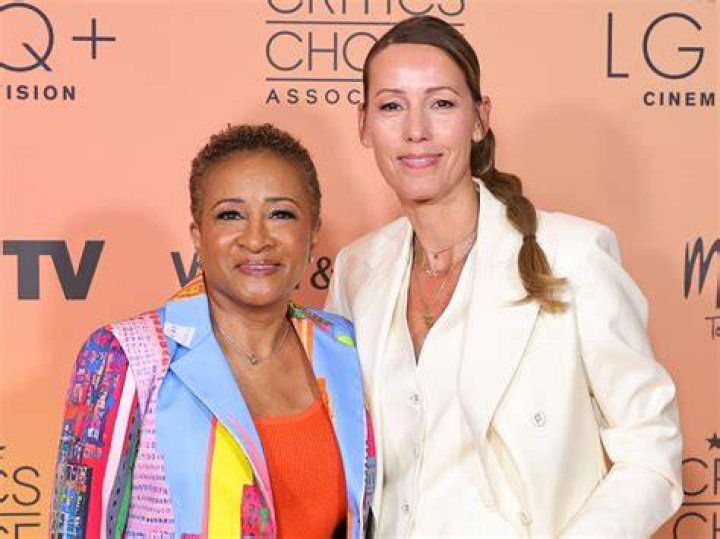 Wanda Sykes Wife Alex Niedbalski Relationship and Marriage Details